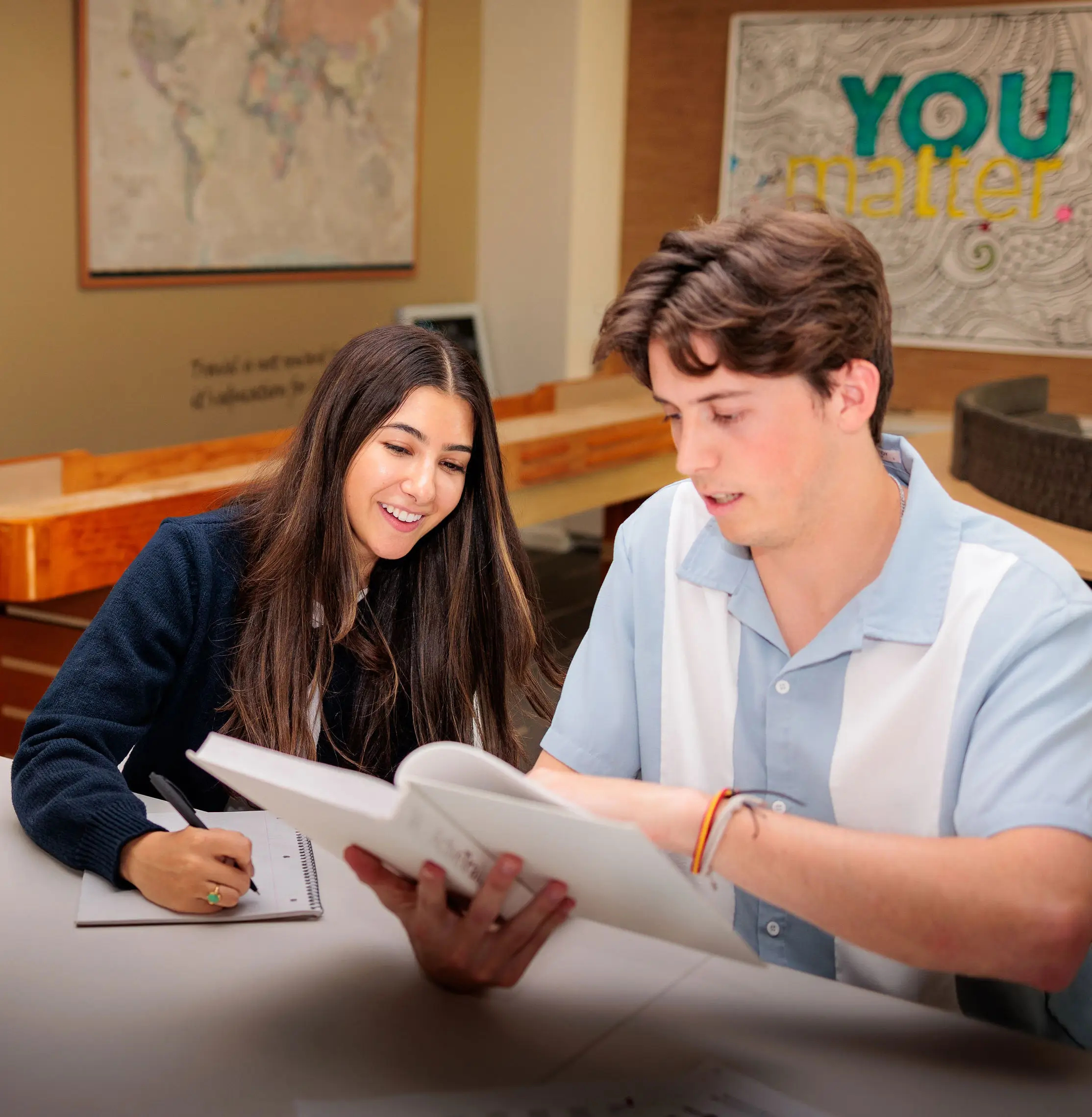 friends reading together